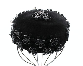 Vintage Black Velvet Pillbox Hat with Beaded Floral Applique Accents: Black Felt Liner | Attached Brown Plastic Combs | Classic Fashion
