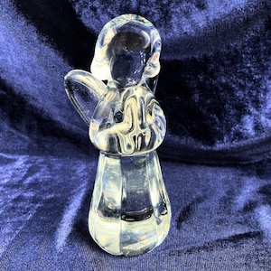 Vintage Glass Praying Angel Figurine: Clear Blown Glass | Religious Art | Guardian Angel Ornament | Glass Sculpture | Vintage Home Decor