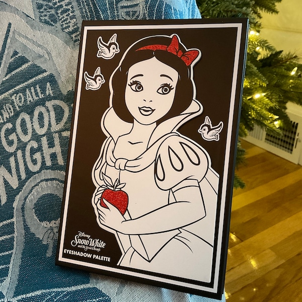 Disney Snow White Eyeshadow Palette