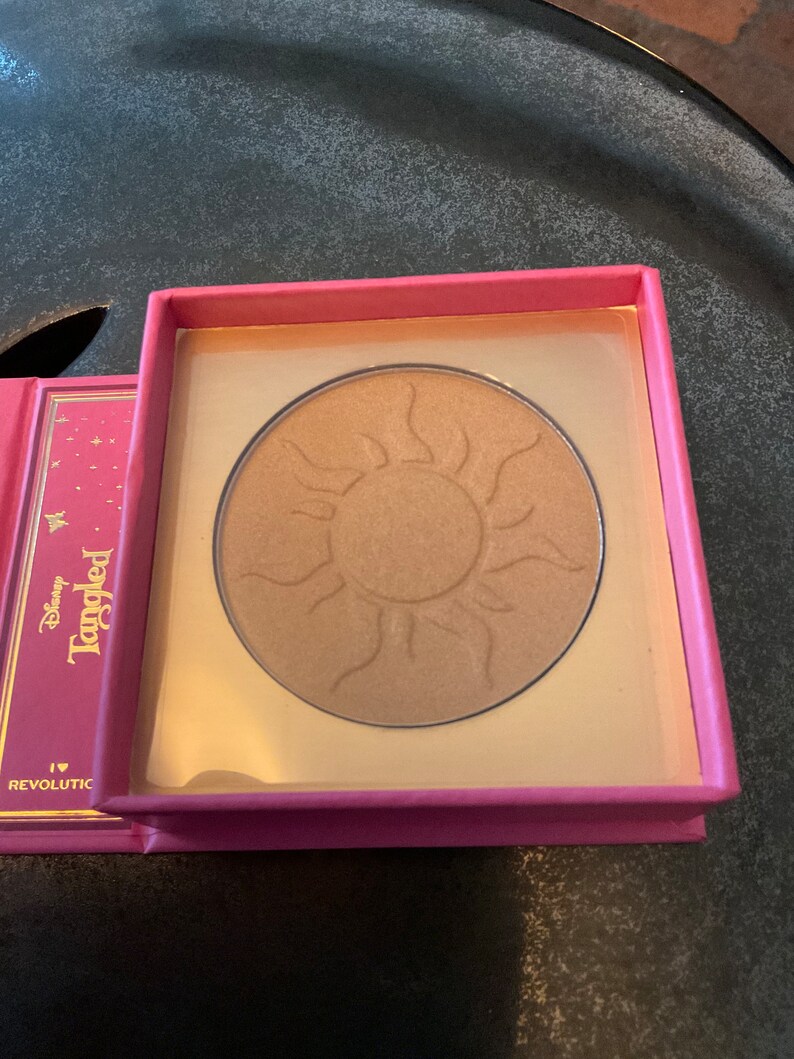 Disney Princess Rapunzel Highlighter Palette Etsy