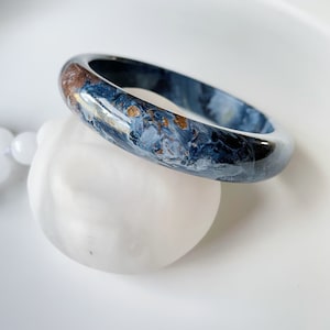 56.5mm Natural Chatoyant Pietersite Stone Bangle, Rare, 56.5x12.9x7.9mm, LBD02