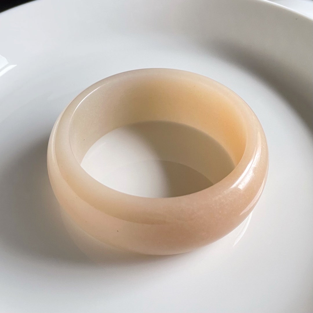 57.8mm Natural Quartzite Jade Bangle shetai Jade/shetaicui/佘太翠57