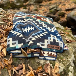 Softest Artisanal Alpaca Wool Blanket/Throw Fair Trade Made in Ecuador URQU Collection image 3