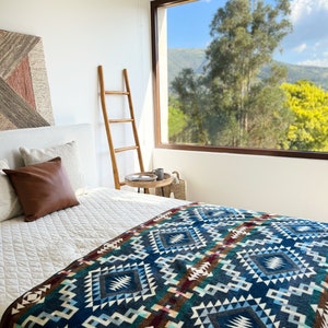 Softest Artisanal Alpaca Wool Blanket/Throw Fair Trade Made in Ecuador URQU Collection image 9
