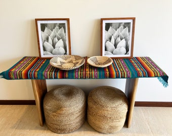 Ambachtelijke veelkleurige tafelloper | Eerlijke handel | Gemaakt in Ecuador | KURMI-collectie