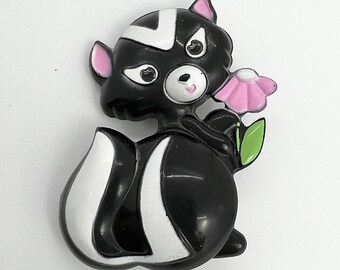 Skunk Pin - Etsy