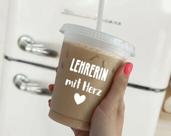 Trinkbecher Lehrerin mit Herz 500ml | Danke Geschenkidee für Lehrer mit Deckel und Strohhalm | Abschiedsgeschenk Schule Geschenkidee