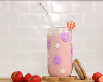 Trinkglas Smiley |  Kaffebecher to go | Glas mit Bambusdeckel und Strohhalm | Iced Coffee Becher | Bierdosenglas | Daisy | Blümchen | Blumen
