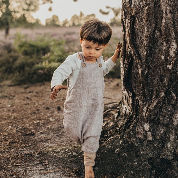 Knickerbockers * dungarees * linen * cotton * Waldorf * herringbone pattern * summer trousers * light and airy * olive * light brown * blue * romper