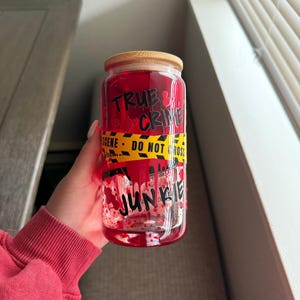 Murder shows iced coffee glass, crime scene cup, gifts for true crime enthusiast,dripping blood cup with lid and straw