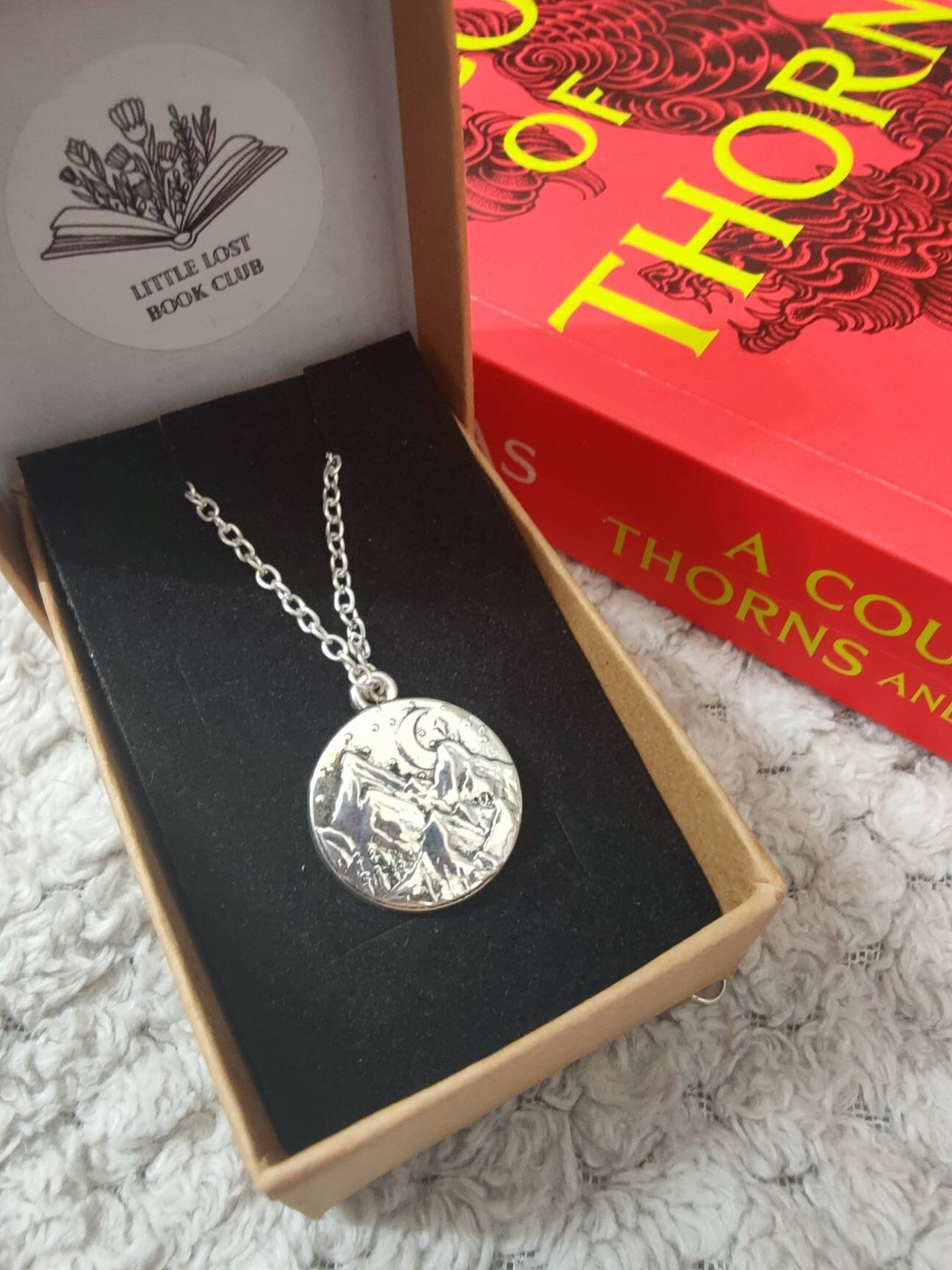 A Court Of Thorns And Roses Necklace