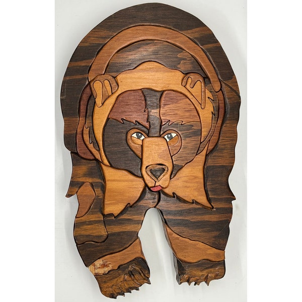 Intarsia Bear - Arte mural de madera hecho a mano