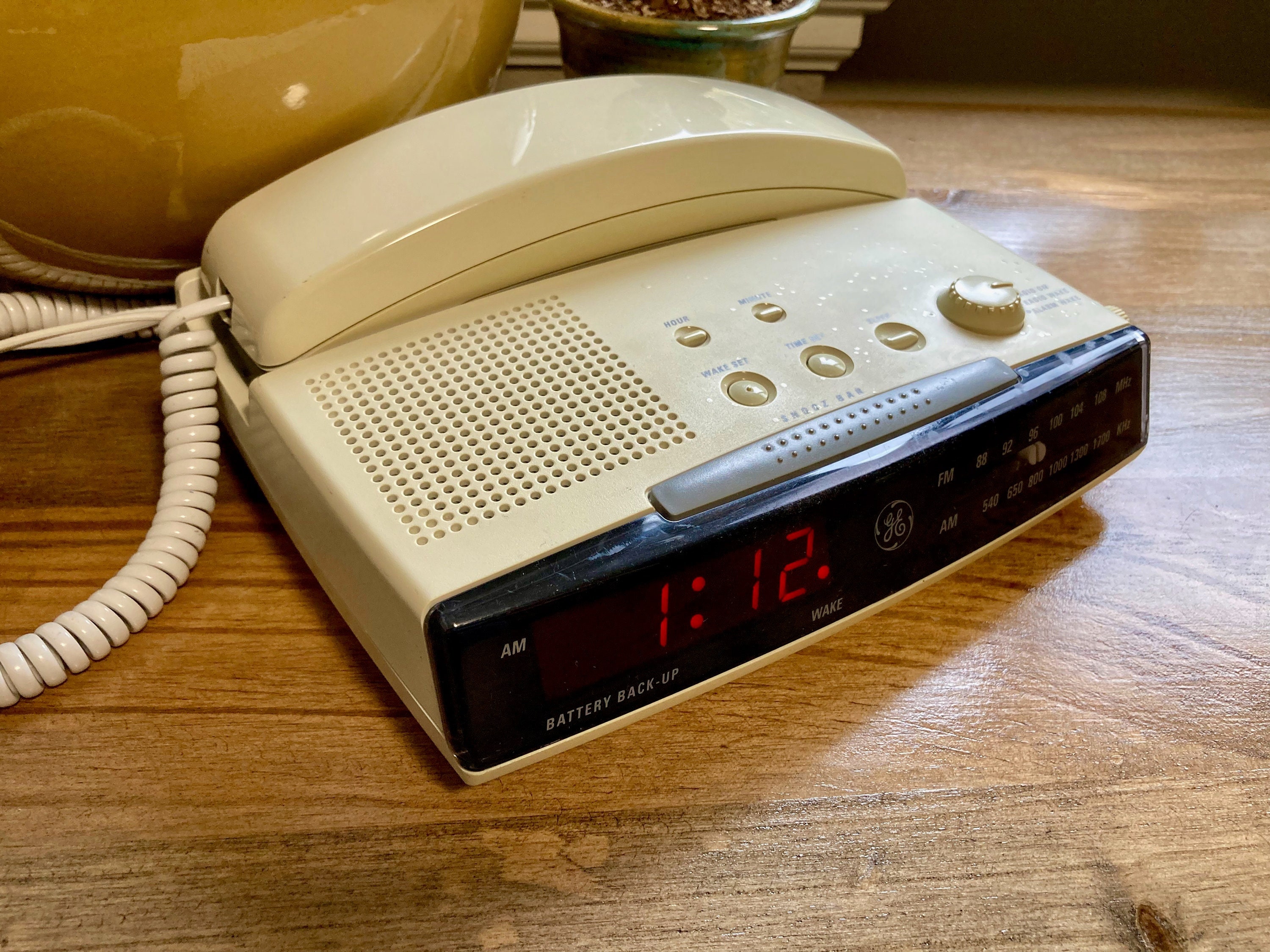 telephone radio alarm clock