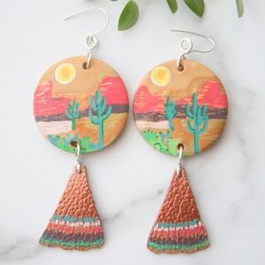 Handgemaakte Desert Sunrise-oorbellen: sterlingzilver, kwastjes van gerecycled leer