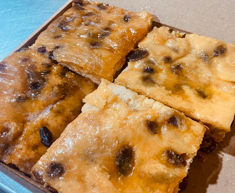 Box of 4 Traditional Lardy Cakes Etsy UK