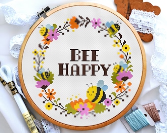 Kreuzstich positiver Spruch, Biene fröhlicher Kreuzstich, lustige kleine Biene Kreuzstich, Kreuzstich Blumen Kranz, Digital PDF