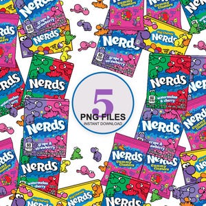 Può includere: Un'immagine vivace con più confezioni di caramelle Nerds in vari gusti, tra cui uva e fragola, anguria e ciliegia, e gummy clusters. Le confezioni sono colorate, con il logo Nerds ben visibile. L'immagine include anche il testo "5 PNG FILES INSTANT DOWNLOAD".