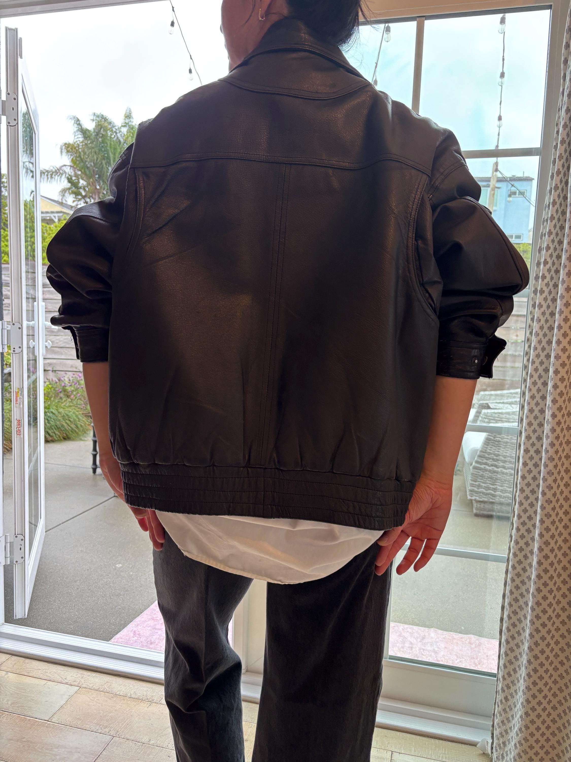 Vintage Bill Blass Leather Bomber Jacket – Size L | Classic