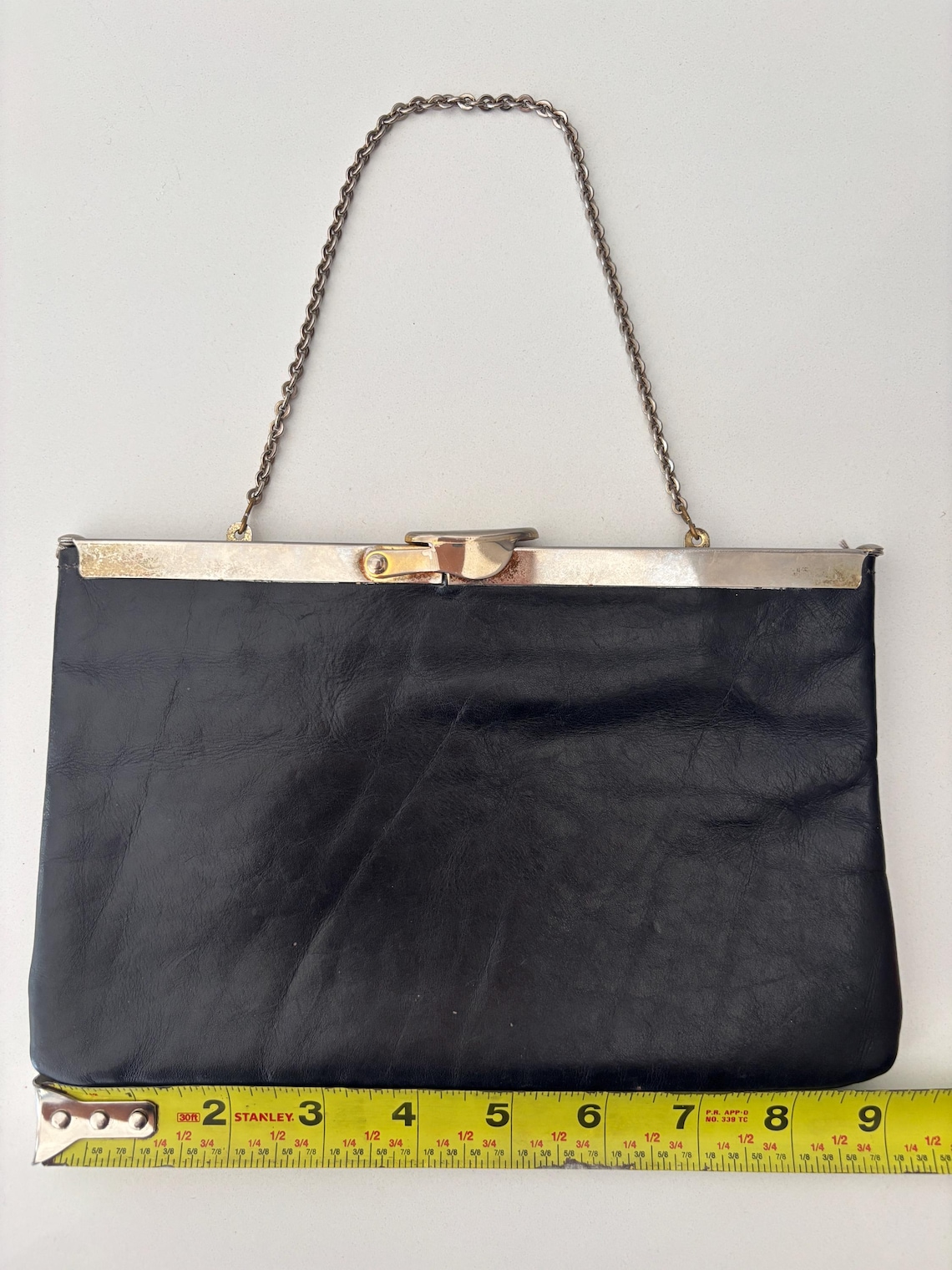 Vintage Etra Black Leather Box Handbag – 80s/90s Chain Purse, foto 3 di 5