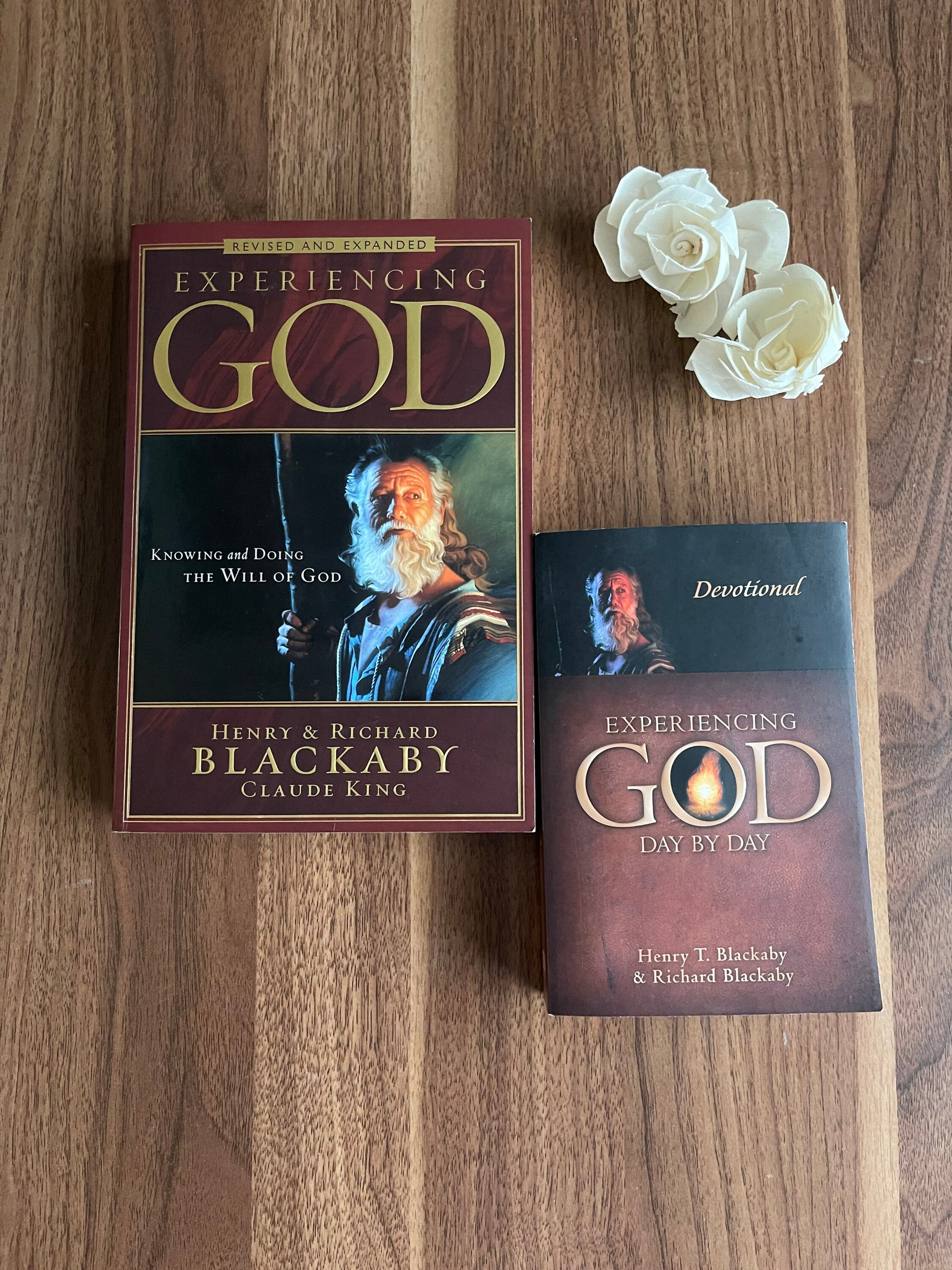 thumbnail image 2 of Experiencing God: Knowing And Doing The Will Of God (Member Book) By Henry Blackaby - Good Condition 2 of 5