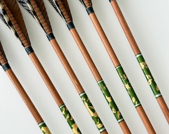40-45# spine, 24k gold flakes, 125 Grain Brass points (Hand Polished), 6 pcs, Parallel Port Orford Cedar wood arrows