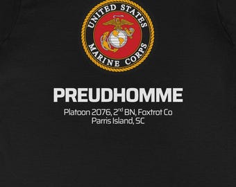T-shirt USMC à col en V - Hommage à une famille de militaires - Personnalisé/personnalisable