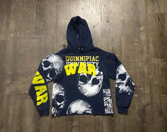 Custom Upcycled Reworked Screen Print navyblauer Kapuzenpullover – Skulls,heavy metal, war
