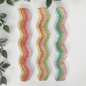 CROCHET PATTERN, Lottie and Lulu’s ripple stitch bookmark, crochet bookmark, quick crochet pattern, easy crochet gift, crochet project ideas