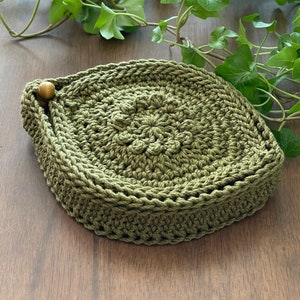 CROCHET PATTERN: Sweet Bay Leaf Crochet Coaster & Holder INTERMEDIATE Project Level