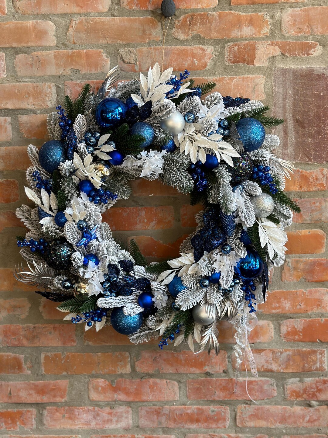 Gran corona de invierno, corona de invierno azul con pino y piña ...