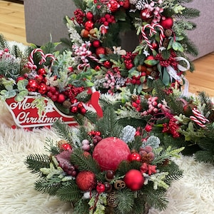 Red christmas wreath for front door with pinecones, red berries and pine. image 8