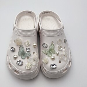 Rhinestone Set Croc Shoes Charms Butterfly Kit Pearl Flower Gold  Accessories Jibz For Croc Clogs Shoe Decorations Man Kids Gifts - Shoe  Decorations - AliExpress