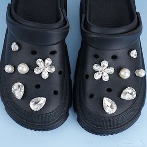 Crystal Flower Shoe Buckle,Clear Rhinestone and Pearl Shoe Charm Set,Girlish Shoe Charm,DIY Shoe Accessories,Shiny Shoe Decor,Pearl Shoe Pin
