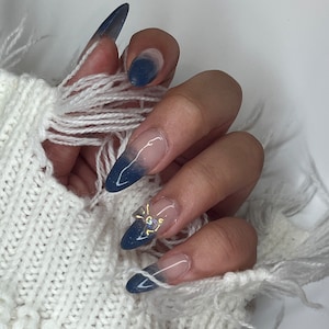 10 press on nails | Glitter Blue Ombré w/ 3D Bow