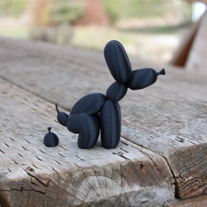 Pooping Balloon Dog Desk Toy