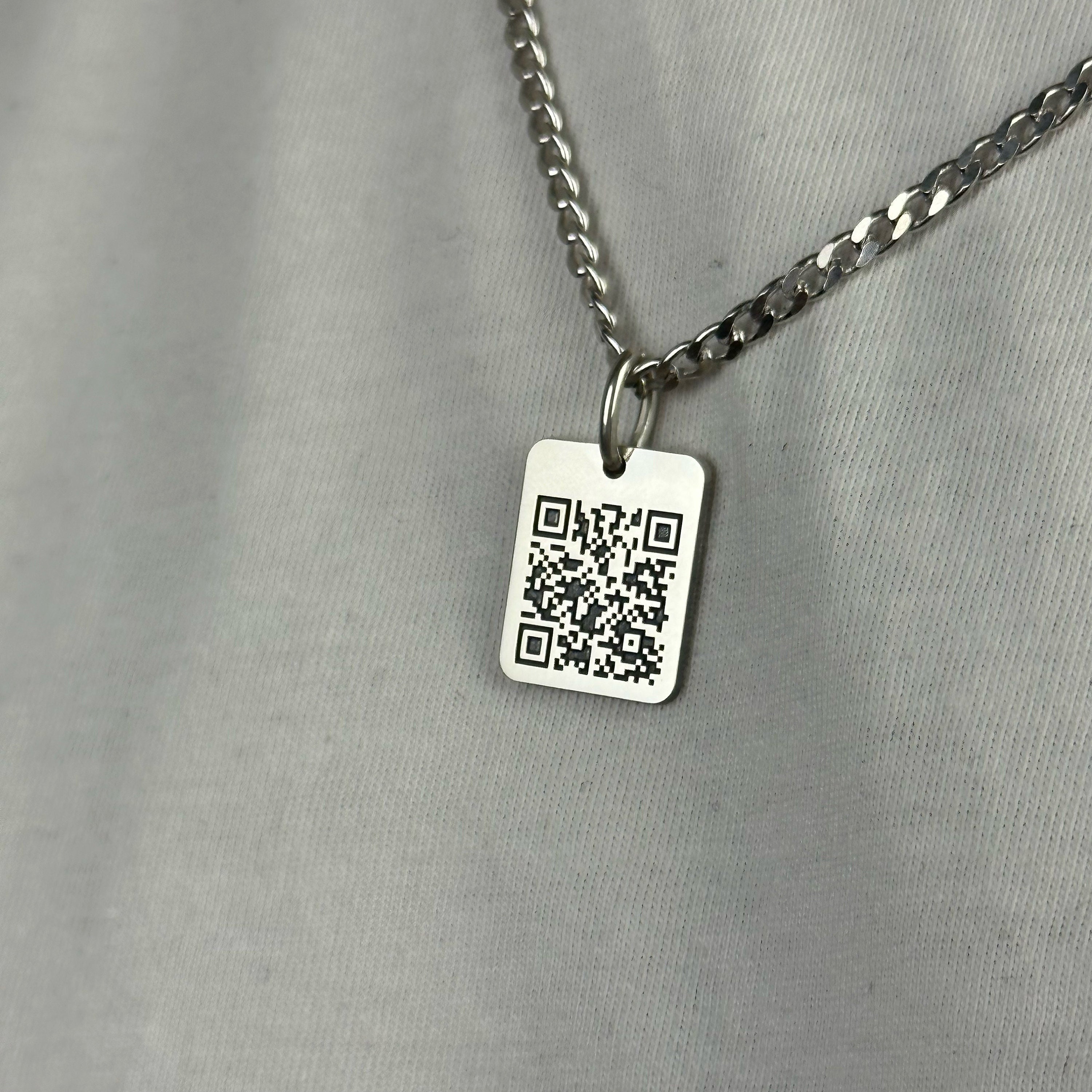 QR Code Jewelry Personalized Video Audio Recording Gift Photo Necklace  Keychain Valentine Gift for Girlfriend Boyfriend Memorial Gift - Etsy