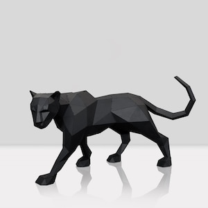 Modern Geometric Panther Metal Standing Panther  Sculpture - 3D Panther  Garden Art Decor, Statue for Outdoor Indoor