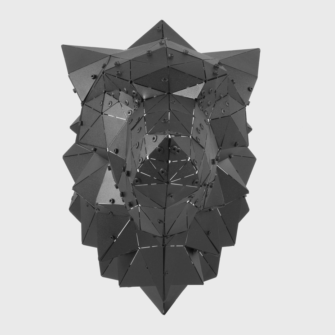 Modern Geometric Wolf Head Metal Wall Sculpture 3D Animal Wall Art Decor, Wolf Head Wall Mount