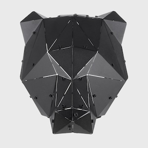 Modern Geometric Bear Head Metal Wall Sculpture - 3D Animal Wall Art Decor, Bear Head Wall Mount, Unique Metal Wall Hanging Decor Piece