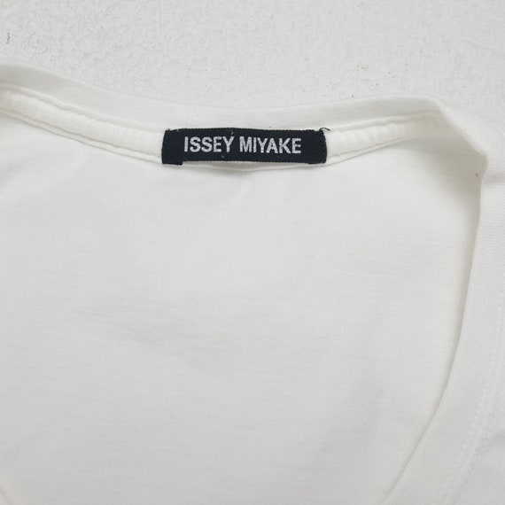 ISSEY MIYAKE Japanese Designer Rare Design Tshirt - image 6