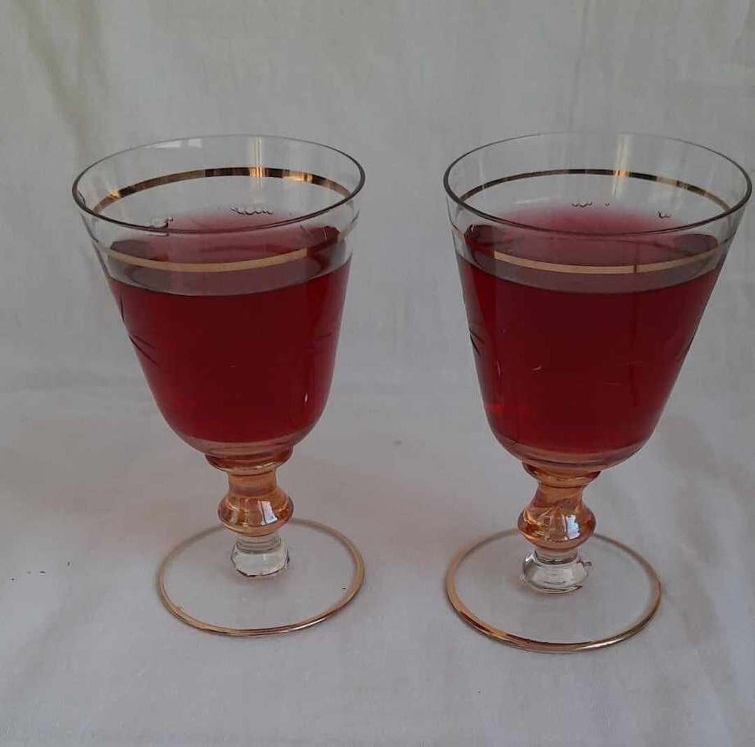Two Wine Stemmed Glasses From the 60s. Vintage Drinking Glasses