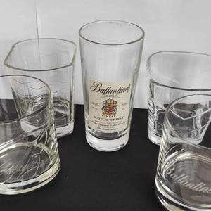 Bicchieri da collezione per whisky Ballantine's. Scotch Ballantine's da collezione. Set da 2 bicchieri da bere. Bicchieri vintage da whisky rock.