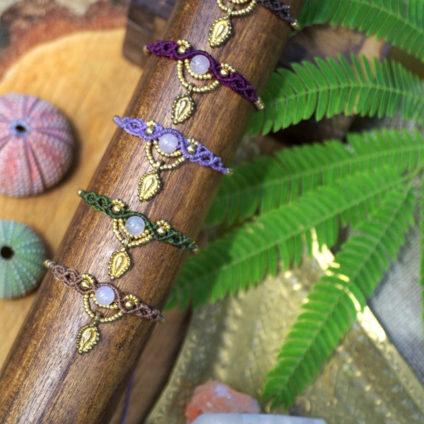 Hippie macrame bracelet, golden brass bead bracelet, natural stone bracelet, rose quartz, bohemian festival bracelet, surfer boho bracelet