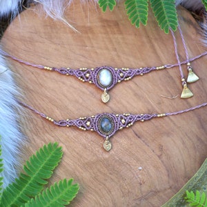 Hippie macrame choker, Boho natuurstenen ketting, Labradoriet maansteen lapis lazuli Choker gouden messing boho Gepersonaliseerde ketting Pink moonstone