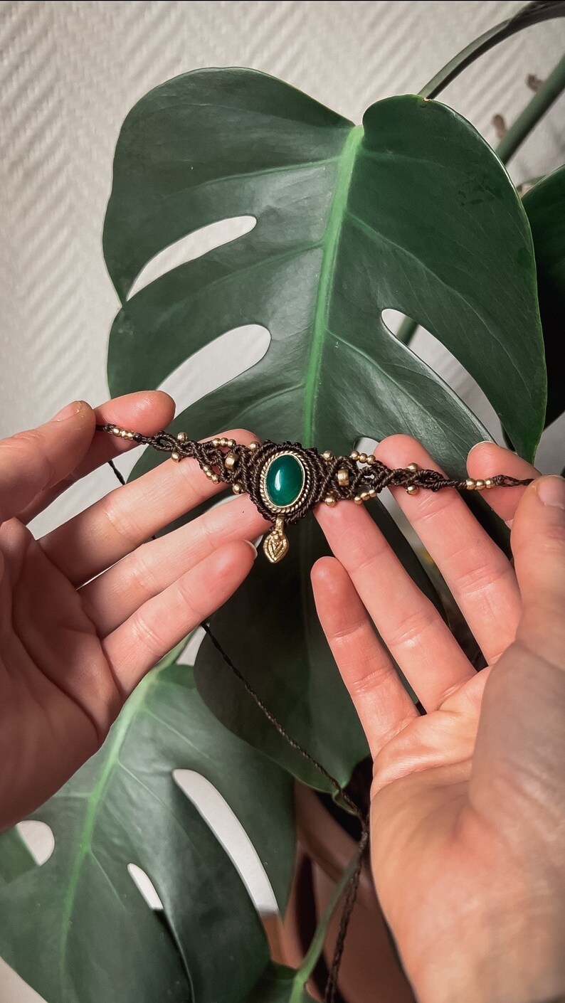 Girocollo macrame hippie, collana di pietra naturale Boho, lapislazzuli di pietra di luna Labradorite Choker collana boho in ottone dorato Collana personalizzata Brown green onyx