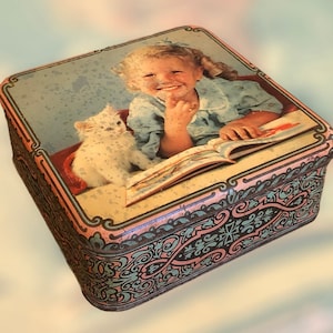 Vintage 1940s/1950s Tin Box with Image of Little Girl and Kitten