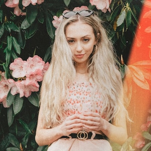 150 Film Burn Overlays: Vintage Light Leak Effects (Photoshop)
