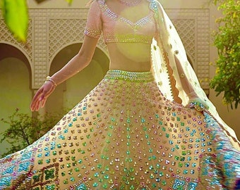 Exclusieve Multi Color Lehenga Choli voor vrouwen Volledig gestikt Lengha Choli Feestelijk, Verlovingskleding Readymade Lehenga Choli Bruidsmeisje Cadeau