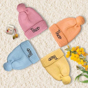 Custom Name Baby Beanie – Personalized Embroidered Winter Hat with Pom – Knit Toddler Beanie – Christmas Gift for Baby