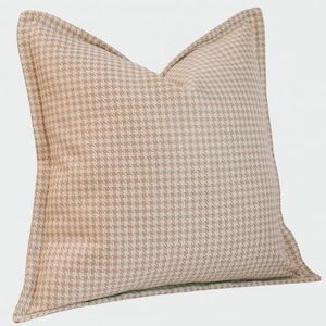 Beige houndstooth pillow covers. Throw pillow for couch. Modern geometric pillow. Beige cushion cover. Retro houndstooth pillow.